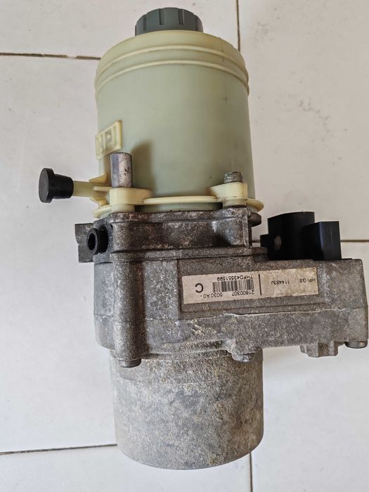 Pompa servodirectie Skoda Fabia 1, VW Polo, Audi A2, tip KOYO, OEM