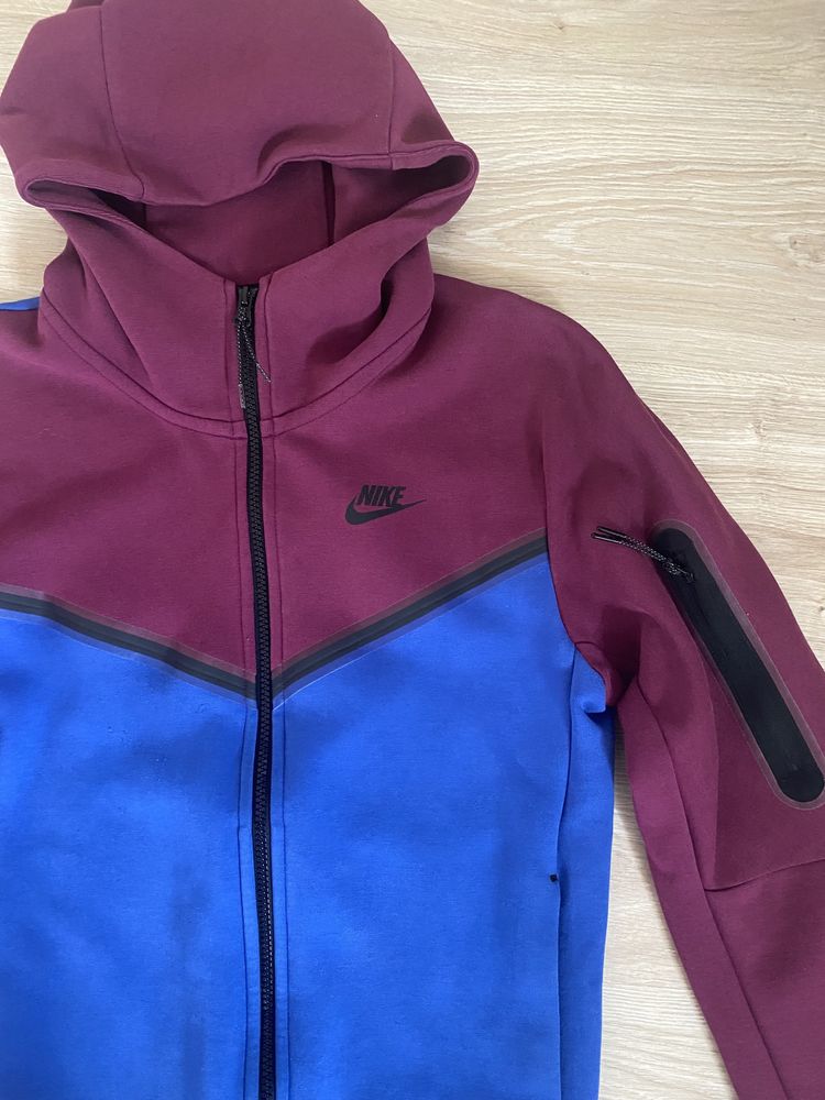 Мъжко Горнище Nike Tech Fleece