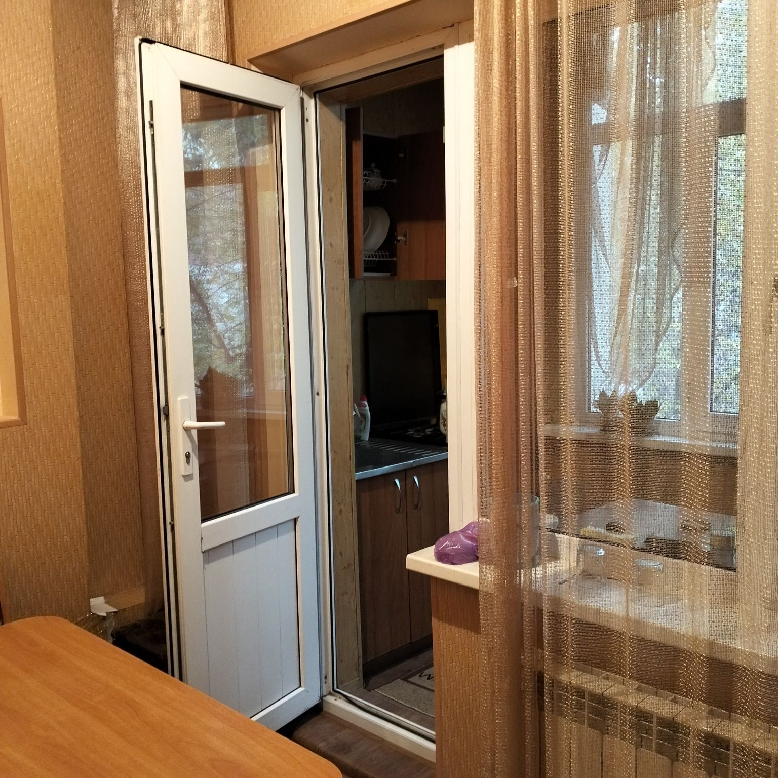 Продается 1ком 8мкр