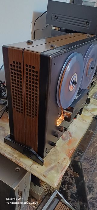 Magnetofon Uher SG 520