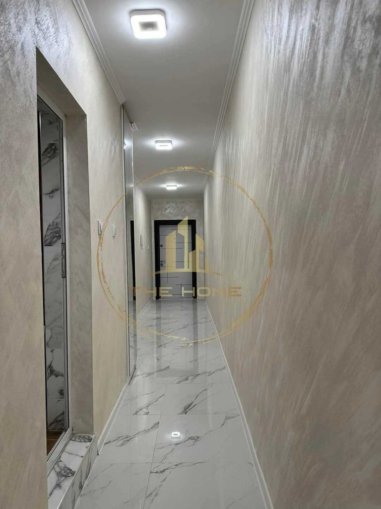Дава се под наем Четиристаен апартамент в Варна, Възраждане 1 - 110 кв.м за 700 € - Снимка #10