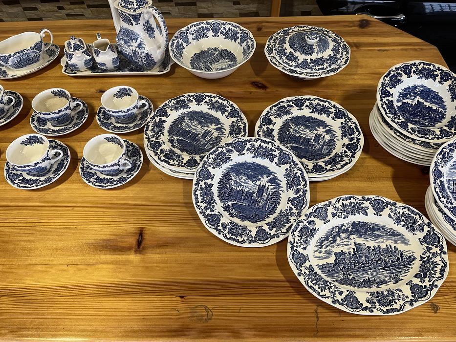 Винтидж сервиз Royal Homes of Britain – Enoch Wedgwood,