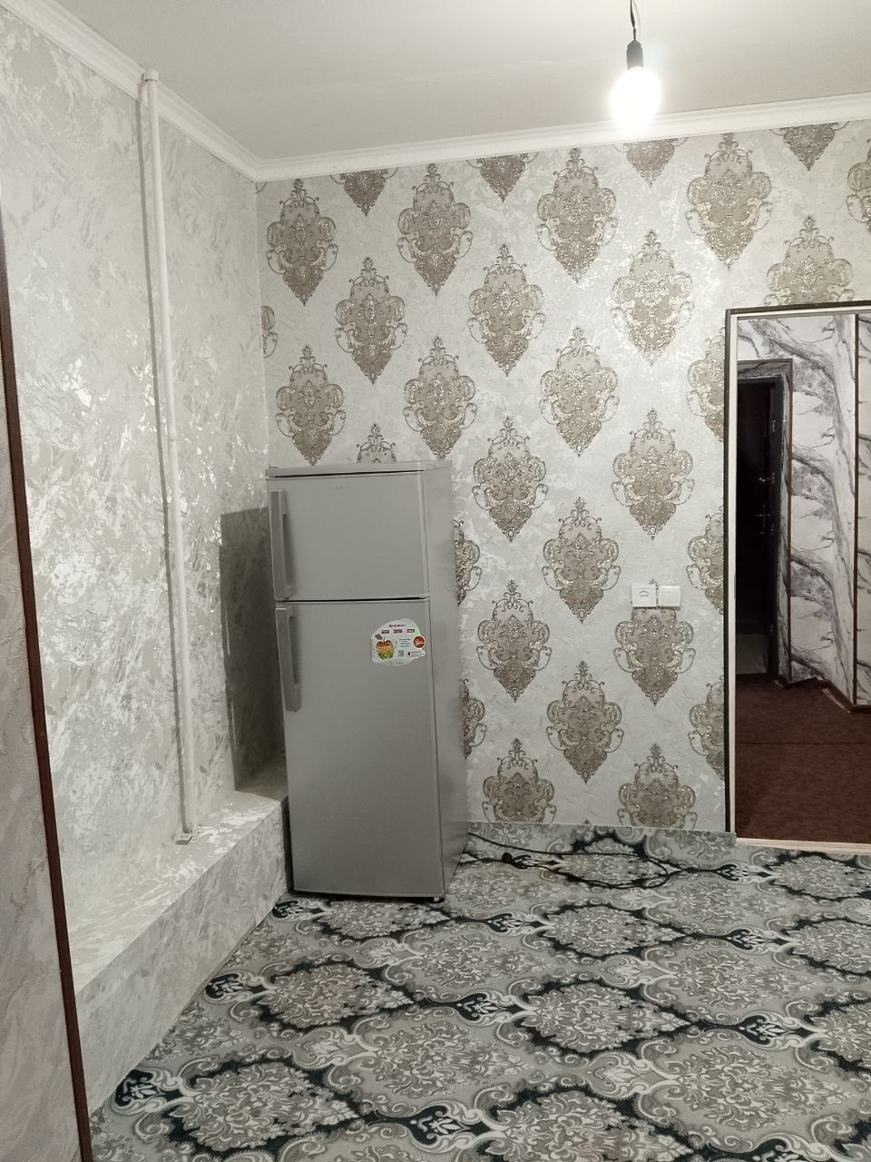 Жиззах шахар, Ивановский запчастбозорни оркасида ижарага квартира