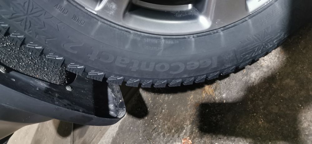 Шины Continental IceContact 2 265/50R20