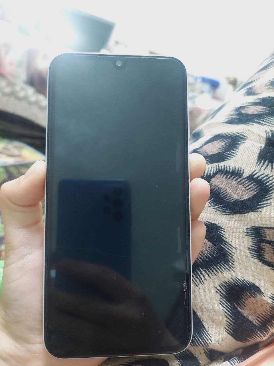 Samsung A15 белый