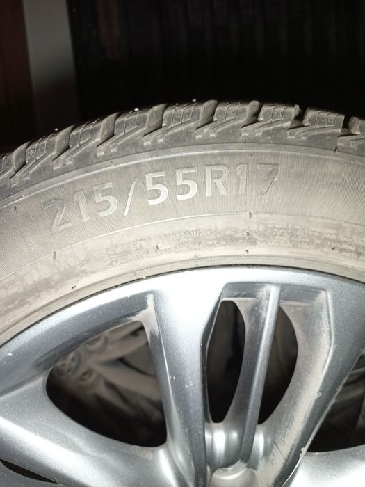 Продам шины и диски зимние.