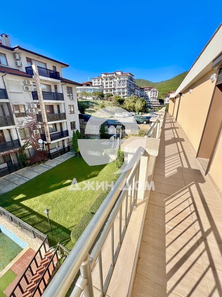 Продава се Тристаен апартамент в Свети Влас - 117 кв.м за 1026 €/кв.м - Снимка #11