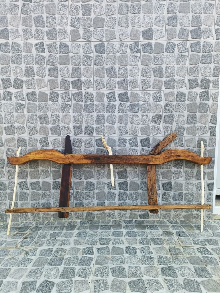 Jug vechi autentic rustic