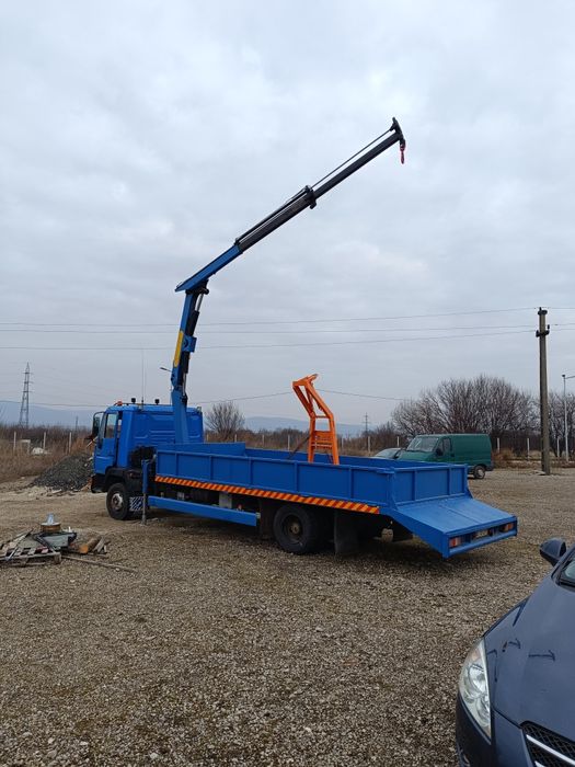 Vând camion Man cu macara