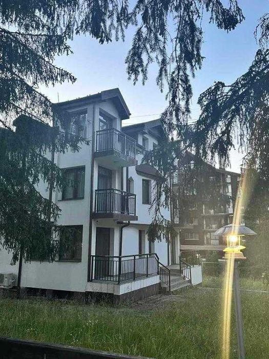 Вила Рила Боровец с горещ басейн, джакузи и сауна от BookVillaBG