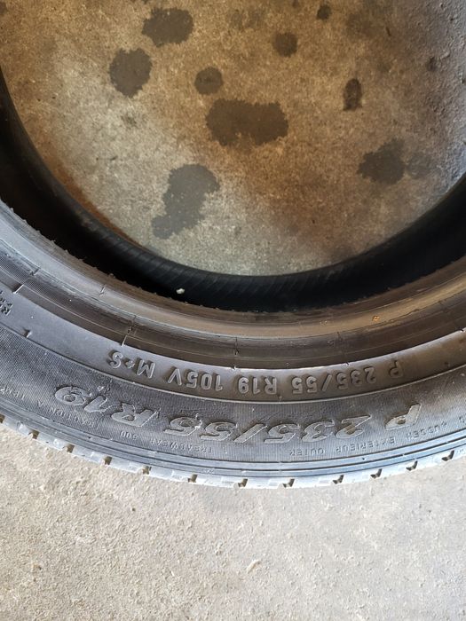 2 anvelope 235 55 R 19 Pirelli All Season