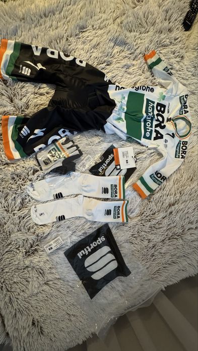 Echipament ciclim Sportful Bora Specialized