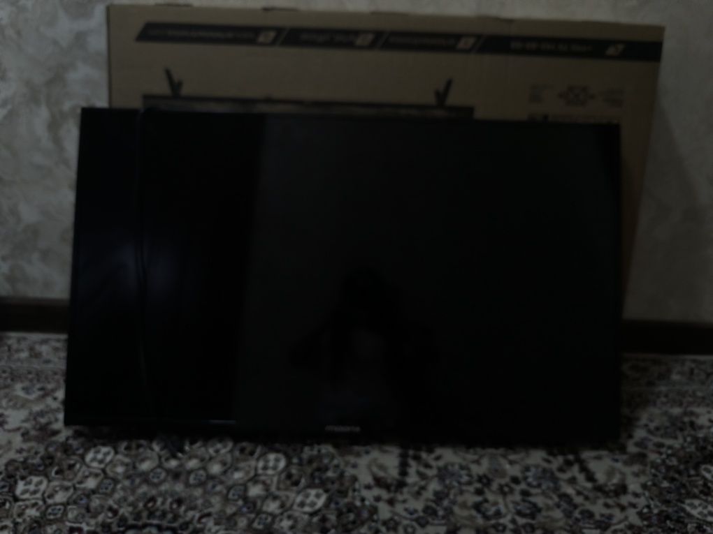 Moonx FullHD No Smart (43K8000)