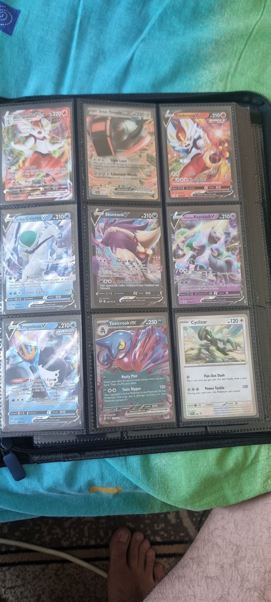 Pokemon TCG карти различни персонализирани пакове