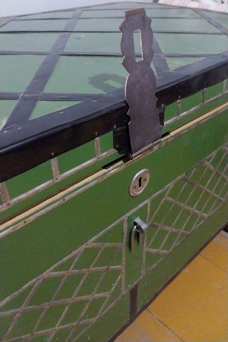 Сундук.Большой.Старинный.Дерево.