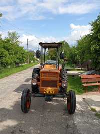 Vând tractor Fiat 45CP