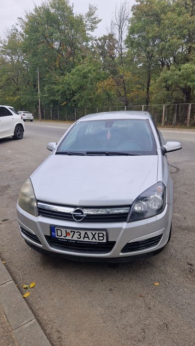 Vând Opel Astra H 1.4 benzina Fab. 2004
