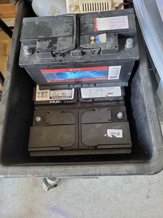 Baterie,baterii auto intre 90a si 100amperi,AGM sau simple