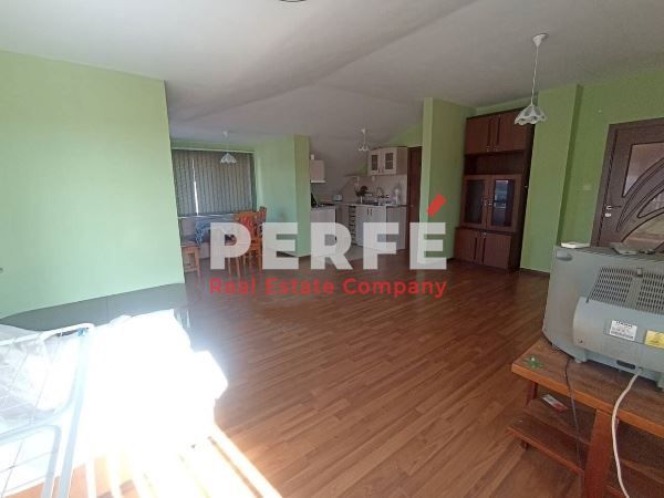 Дава се под наем Двустаен апартамент в Бургас, Сарафово - 85 кв.м за 280.5 € - Снимка #2