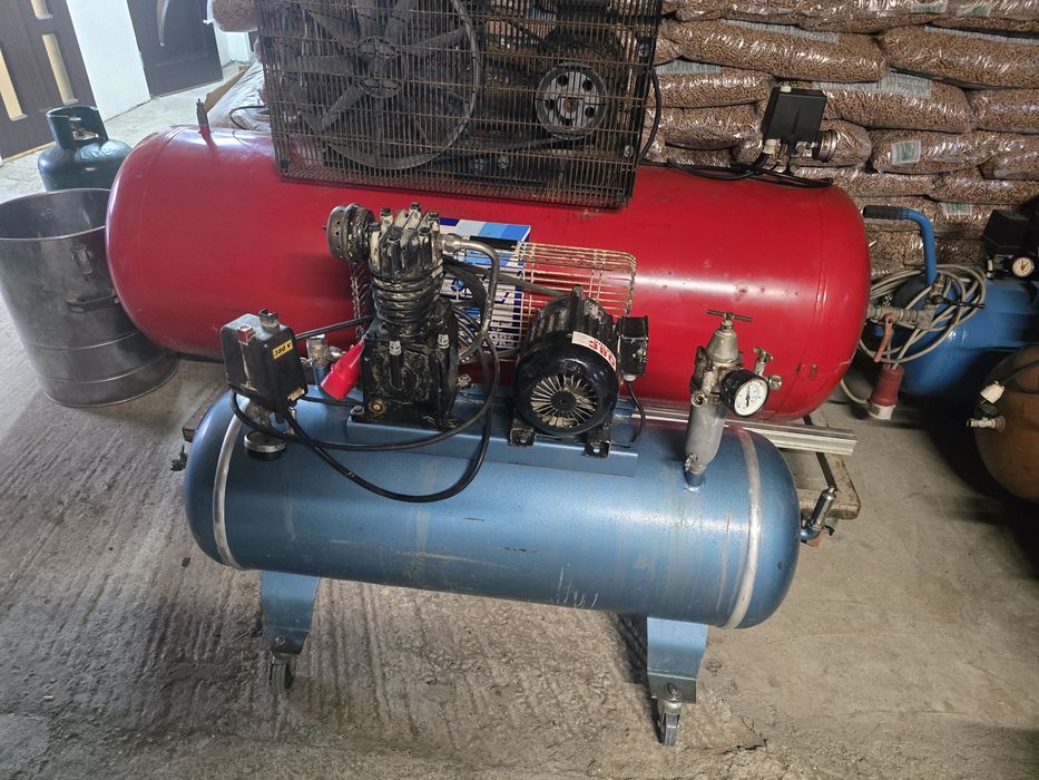 Compresore aer 100,150,270,300,500 litrii in perfectă stare de funcțio