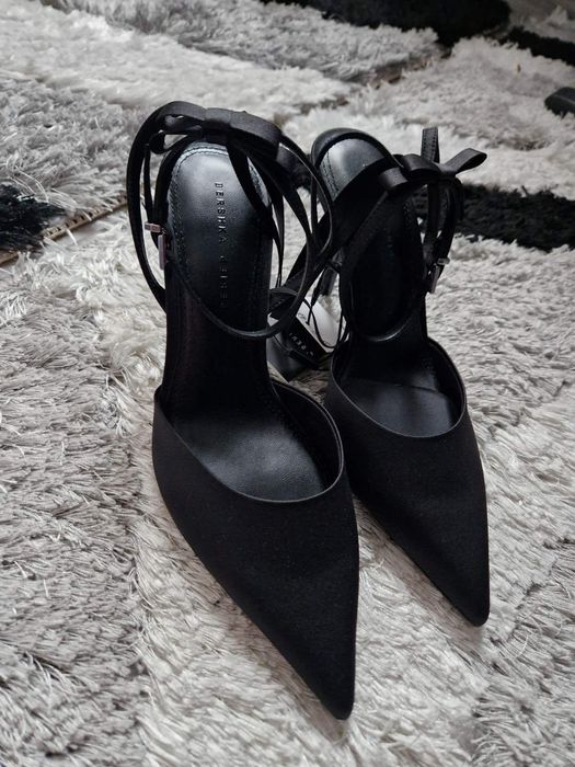 Bershka официални токчета