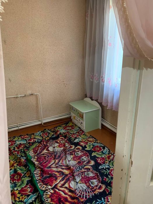 Чиланзар 14.  2 х комнатная Разделка. Срочно Продается