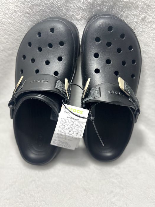 crocs original vietnam