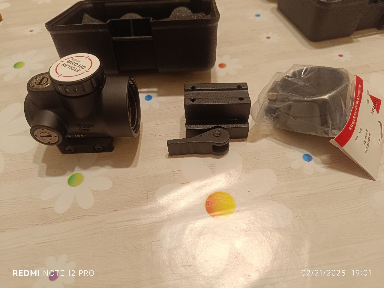 Бързомер Trijicon и  Sig Sauer