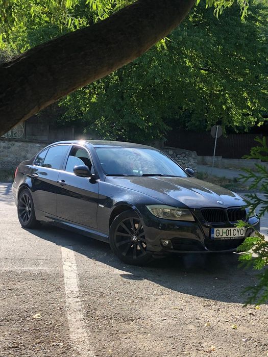 Vând bmw e90 facelift