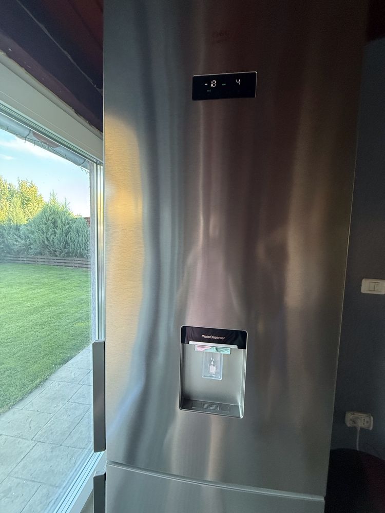 Vand frigider beko