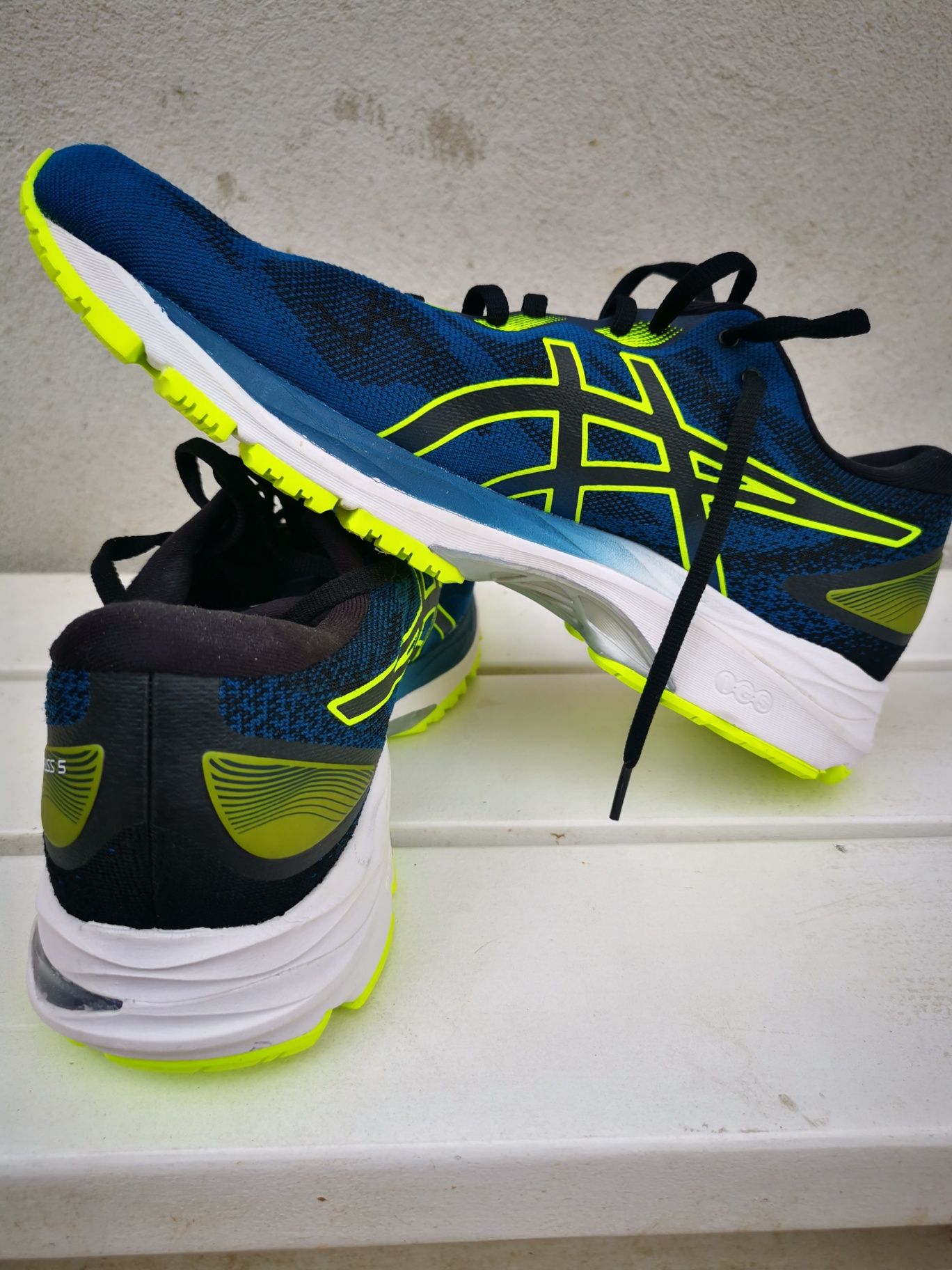 Adidasi Asics Zirius 5 masura 44,28 cm