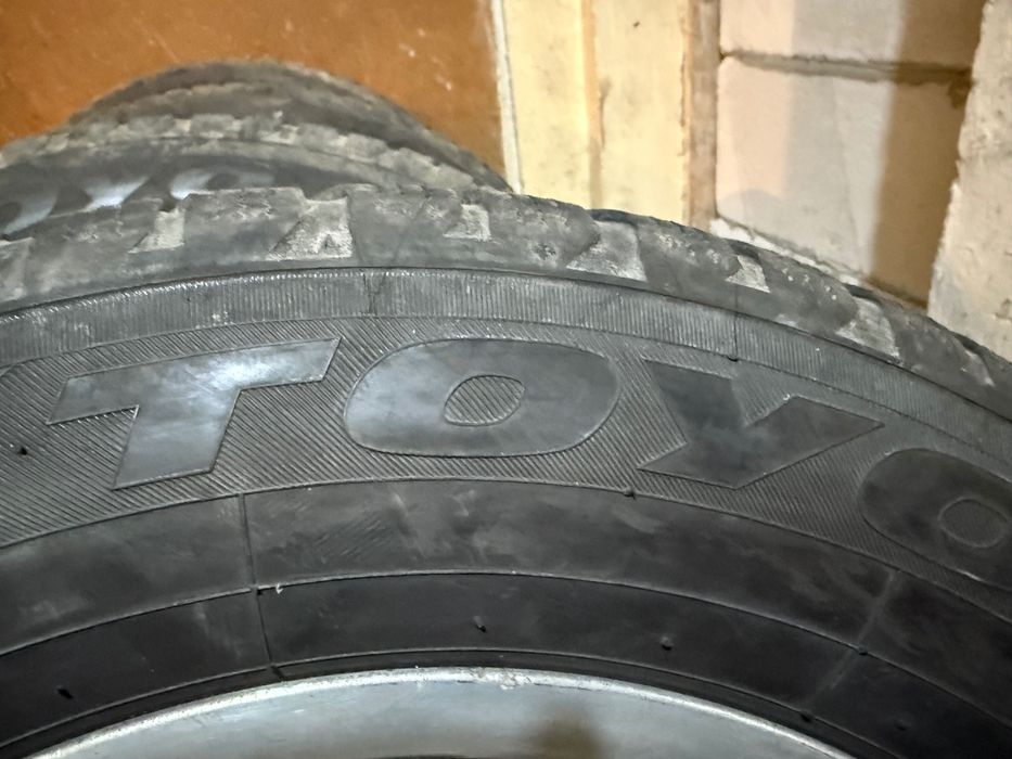 Зимни гуми u Джанти 225/60 R16