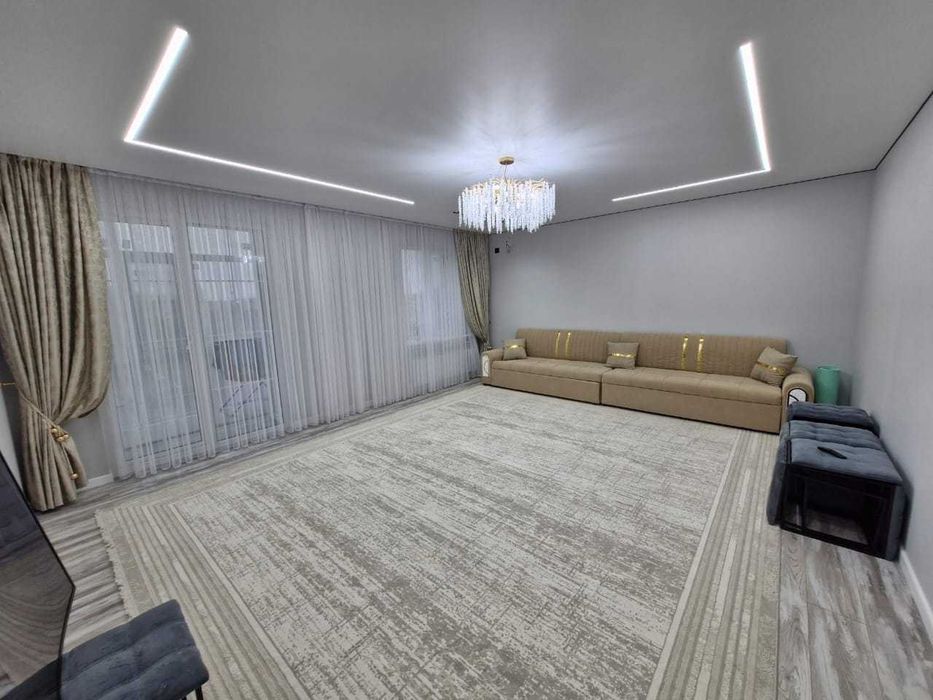 3 комнатная квартира премиум класса в центре Уральска