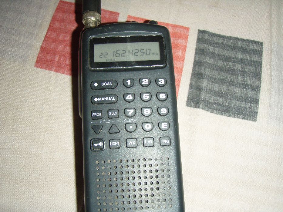 Scaner radio Albrecht AE65H 66 - 88Mhz, 137 - 174Mhz, 406 - 512 Mhz
