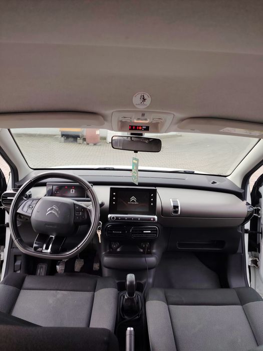 Citroen c4 cactus 2016 1.6 HDI diesel manual