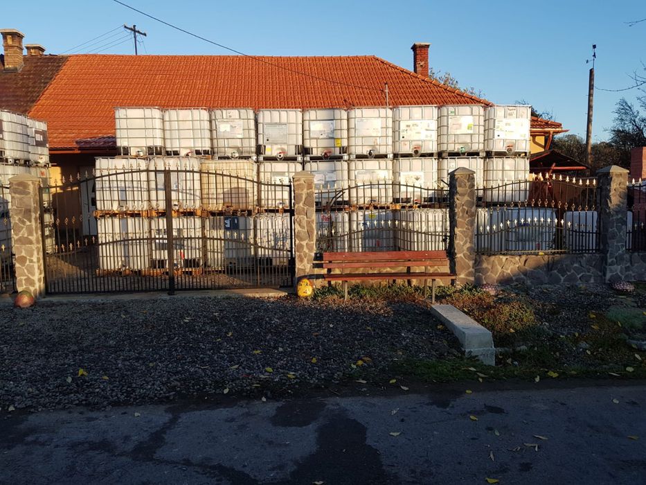 Bazin 1000l = butoi 1000 litri = ibc