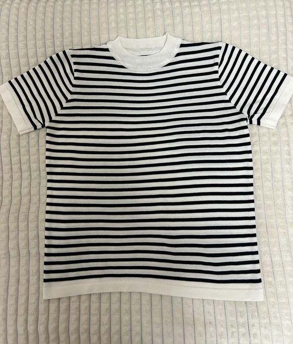 ПРОДАМ кофту новую.