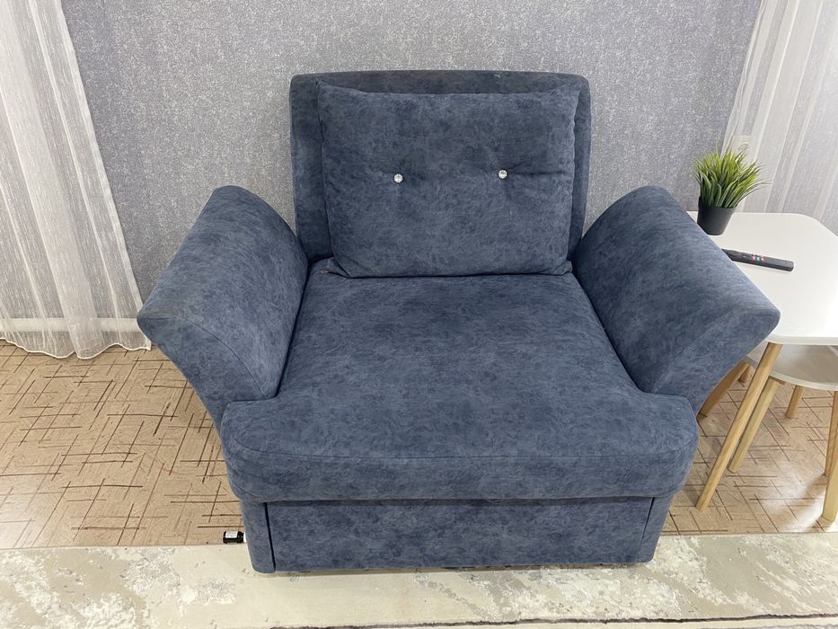 Продам диван 2+1