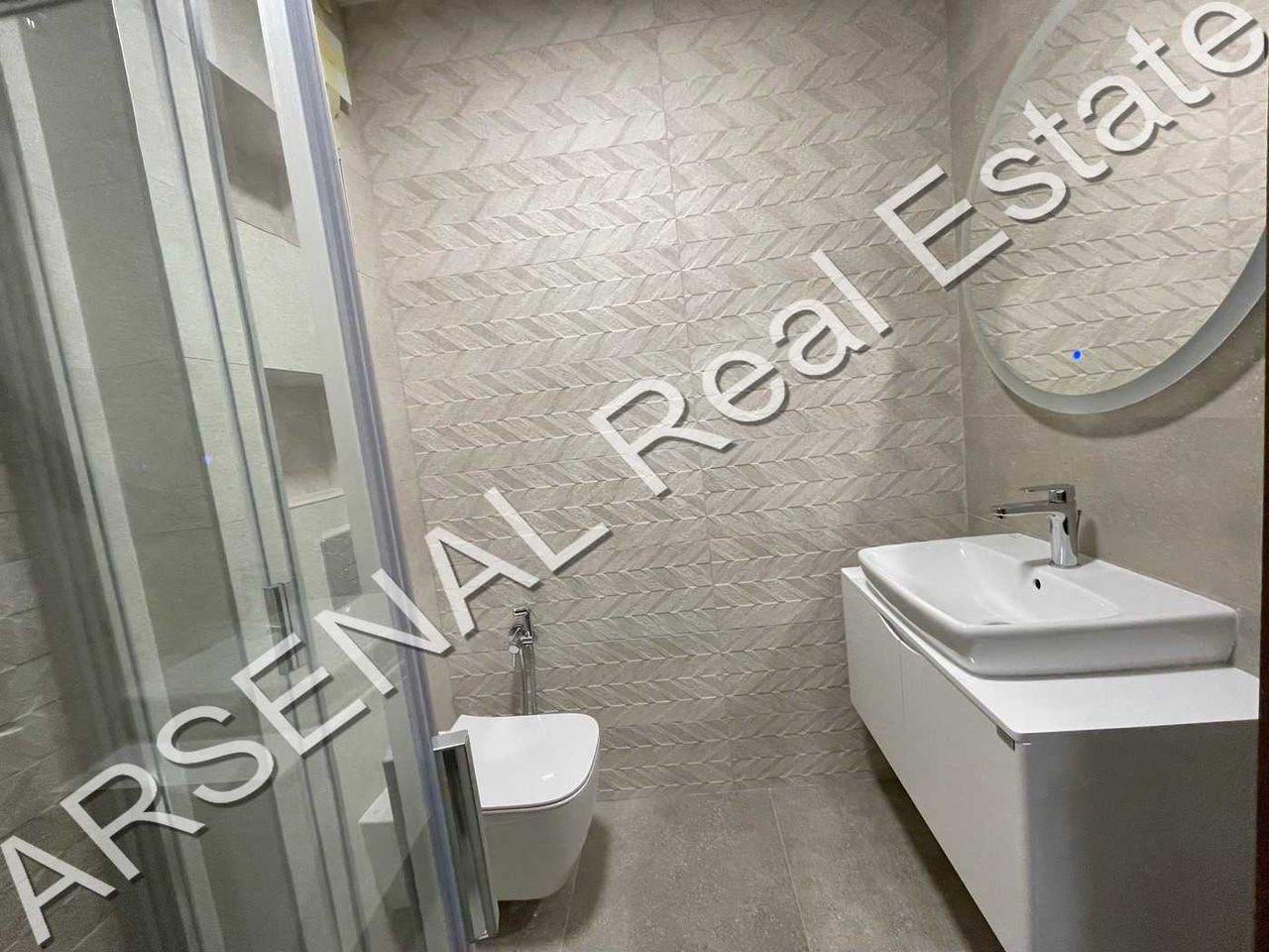 Дава се под наем Тристаен апартамент в София, Банишора - 110 кв.м за 800 € - Снимка #7