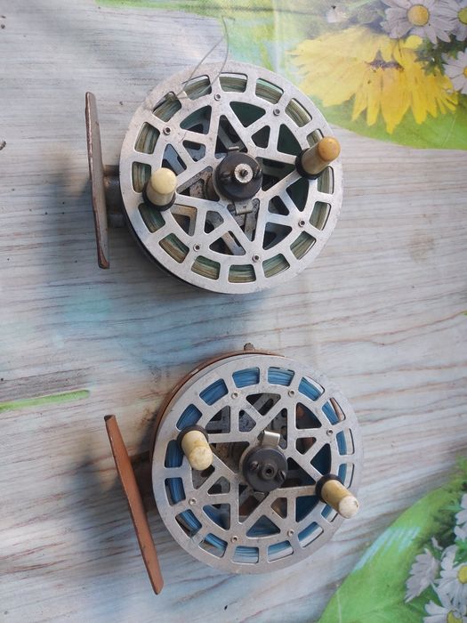 Vând mulinete URSS pentru musca