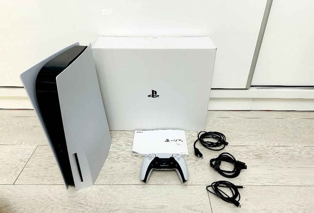 PS5 / PlayStation 5 Disk + 30 jocuri