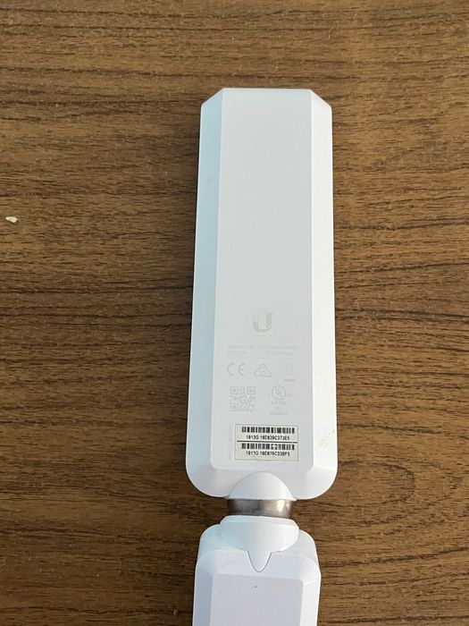 2 x Amplifi HD Ubiquiti AFi-R