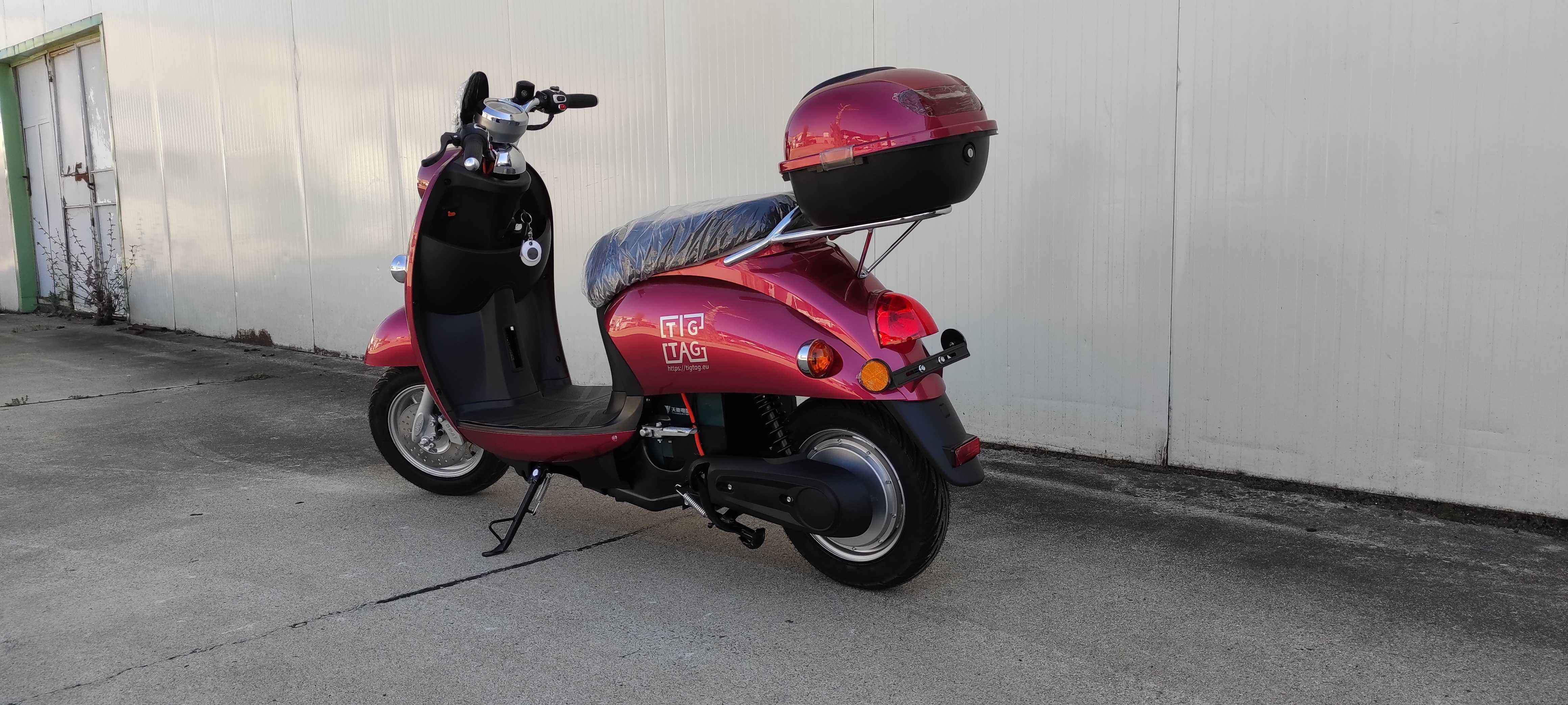 Електрически скутер модел TDR червен цвят с регистрация в КАТ