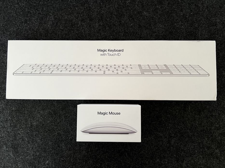 Apple Magic Keyboard & Mouse