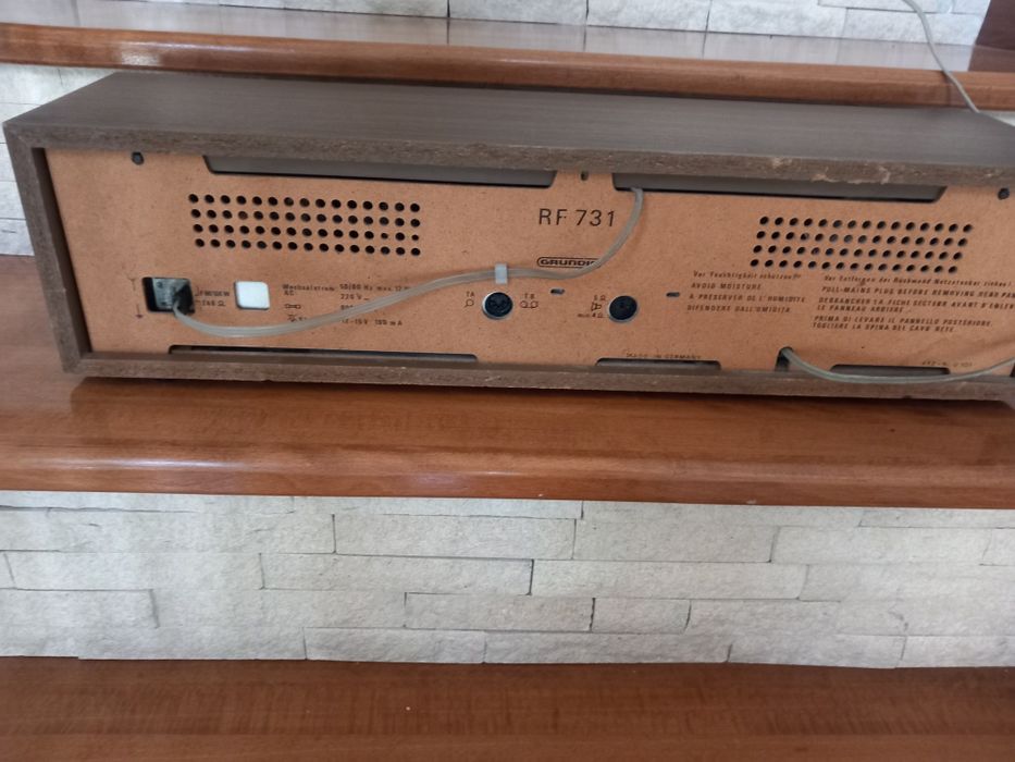 Radio Grunding RF731