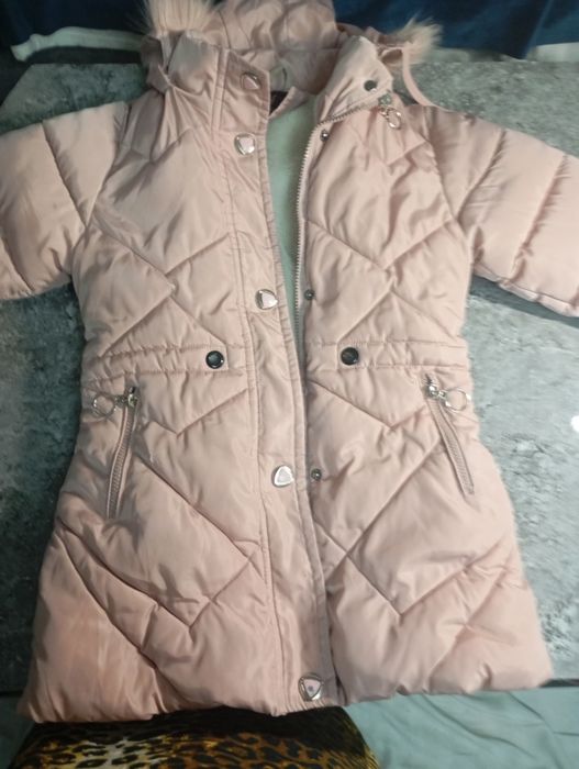 Теплая куртка для девочки