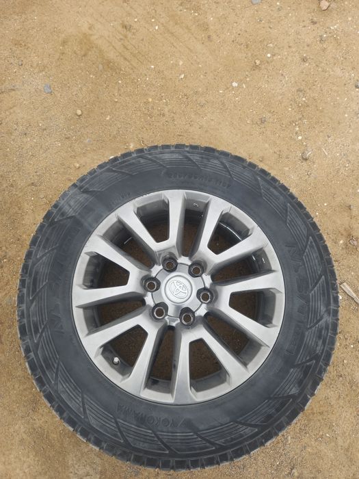Шины и диски 18 размер хайлюкстен тускен