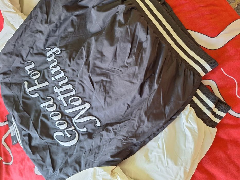 Чисто Ново якенце