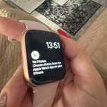 Vând Apple Watch seria 4
