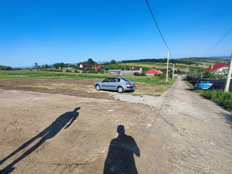 Teren intravilan Tomești-Chicerea 1000mp